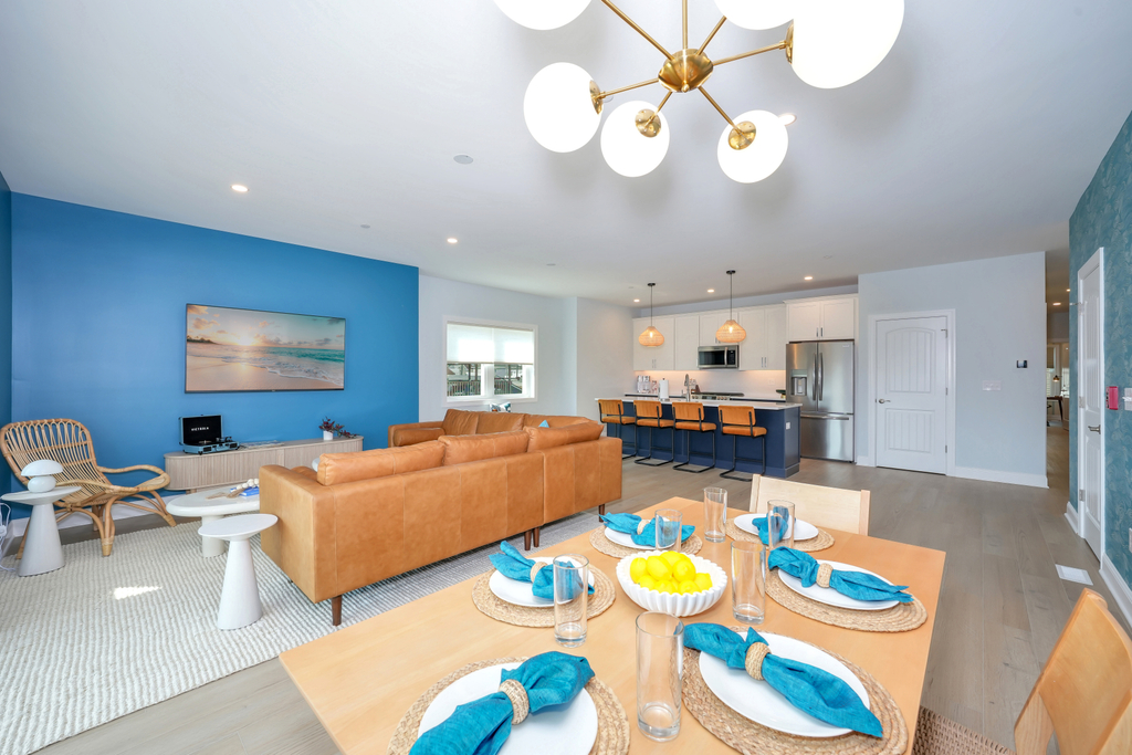 Open-Concept Living &amp;amp; Dining Area