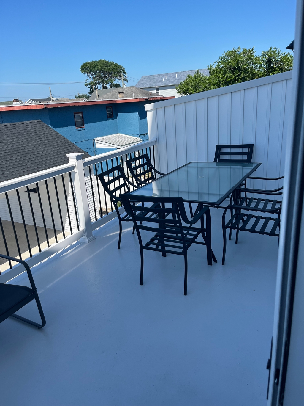 Rear 2nd Fl Deck