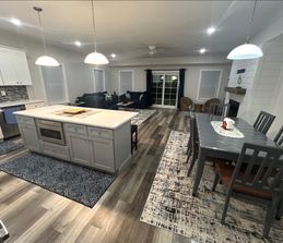 Wildwood Luxury with Rooftop Deck and Outdoor Shower