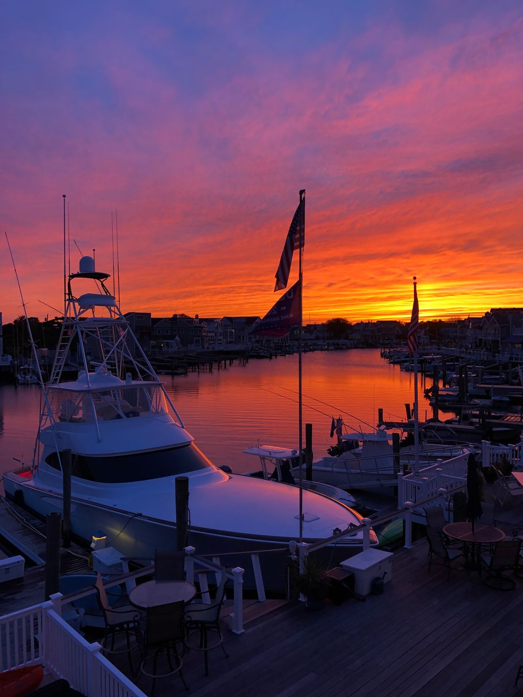 Beautiful Second Floor Home On The Bay With BOAT SLIP Ocean City, NJ