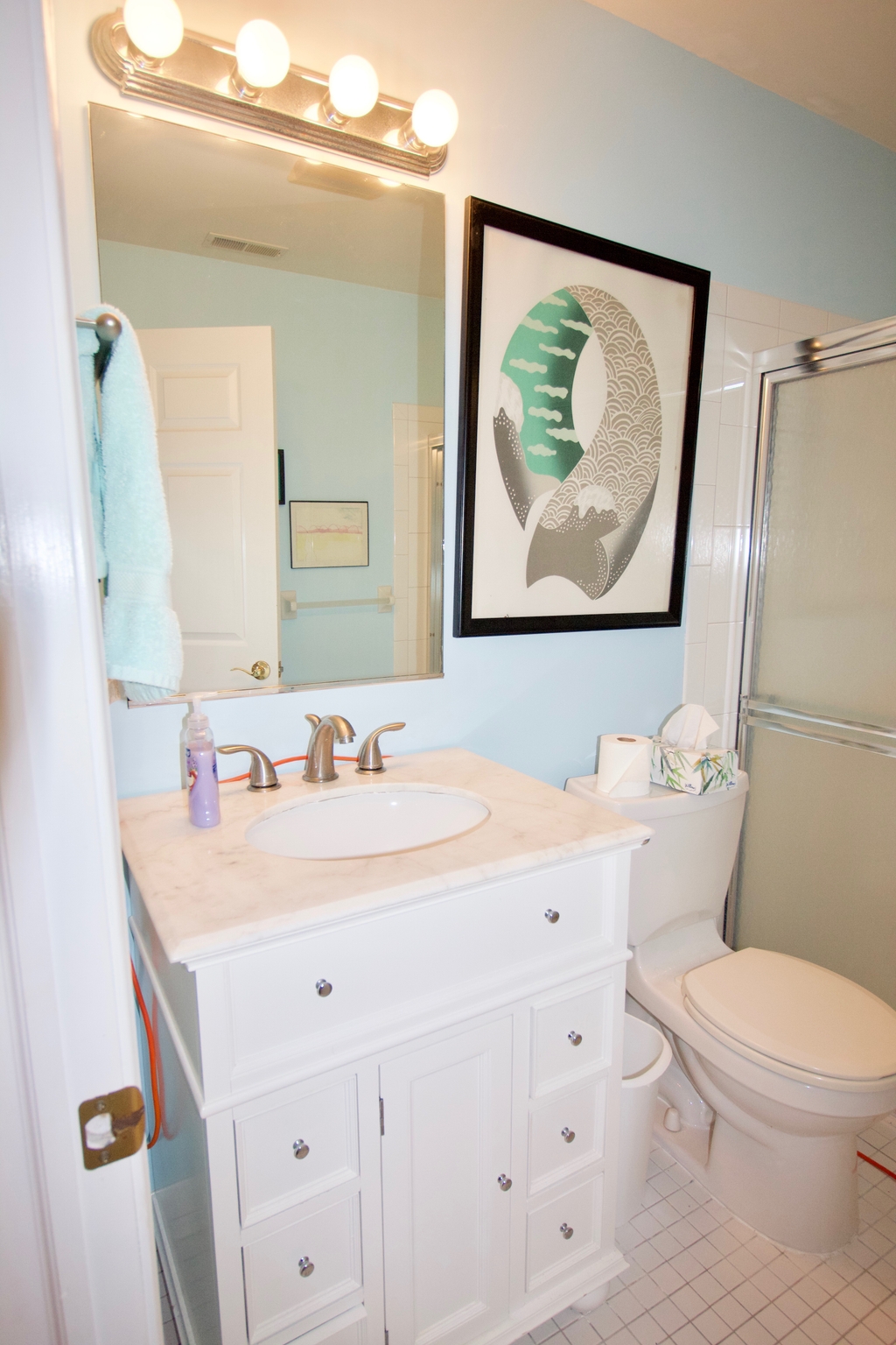 1ST FLOOR BATH