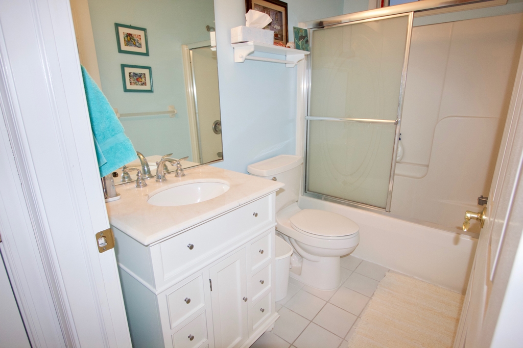 2ND FLOOR BATH