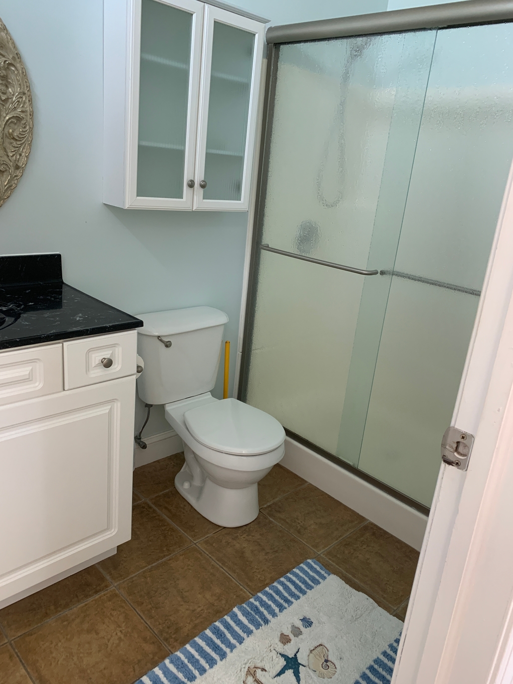 2nd floor master bathroom