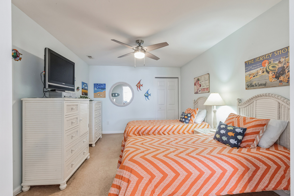 3rd Bedroom Twin Beds with Trundle