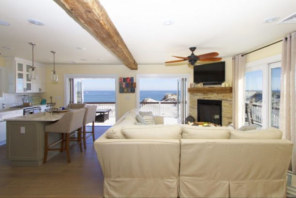 2nd floor great room.....accordian doors open entire East wall to the ocean. Layout perfect for interacting with family