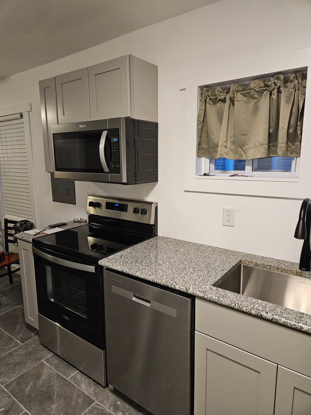 1ST FLOOR KITCHEN