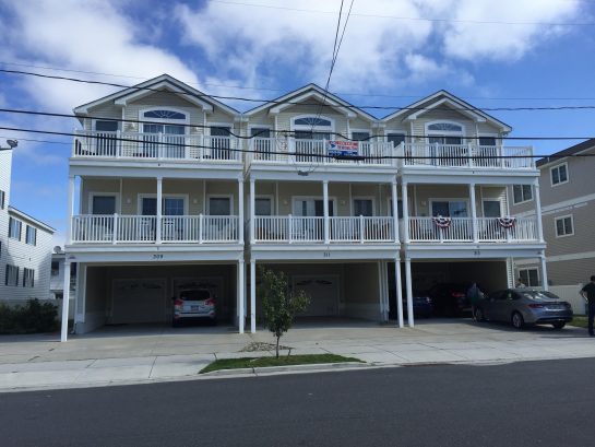 North Wildwood Condo. Close to beach and boards Pet Friendly