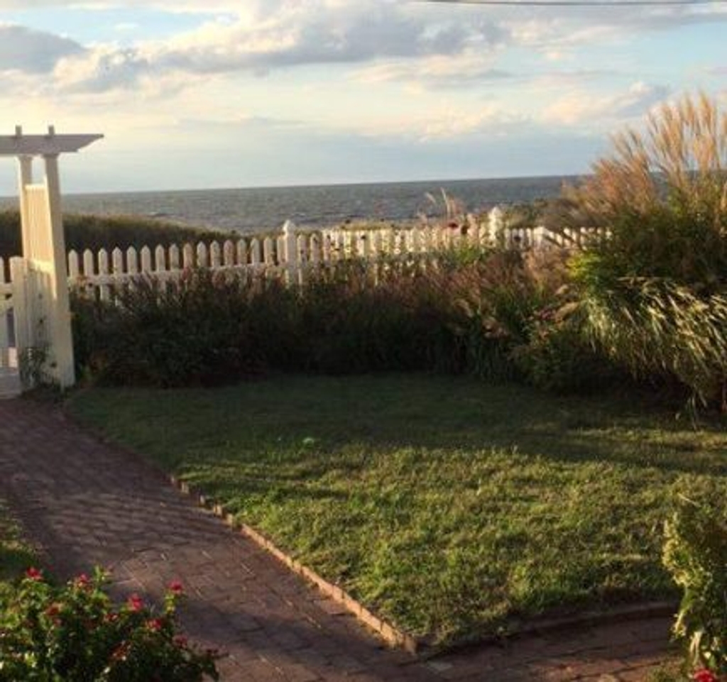 Fully fenced yard.