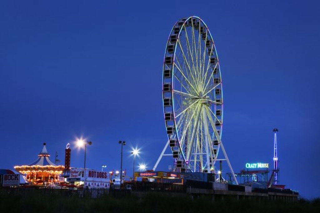 ❤️Great Rides at Steel Pier Amusement Part on the Atlantic City Boardwalk! Just Minutes Away!