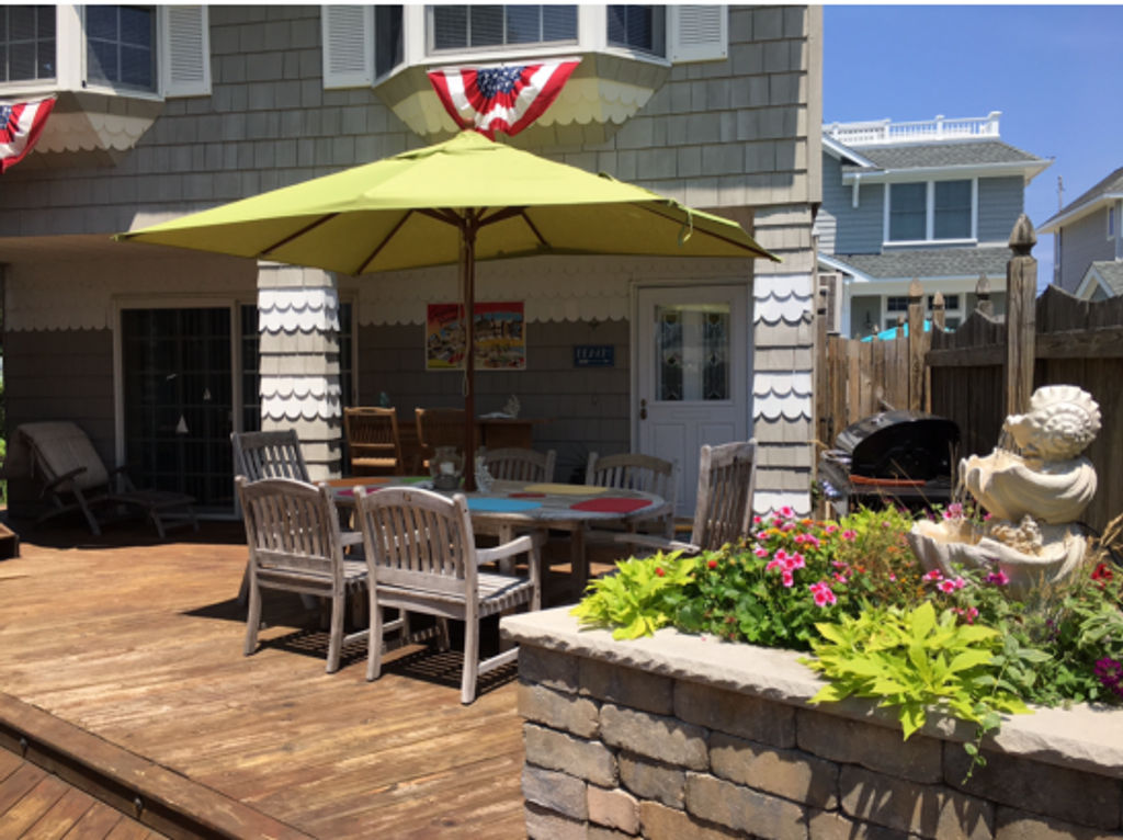 Beach Block & Lavallette Center Street Vacation Property Lavallette