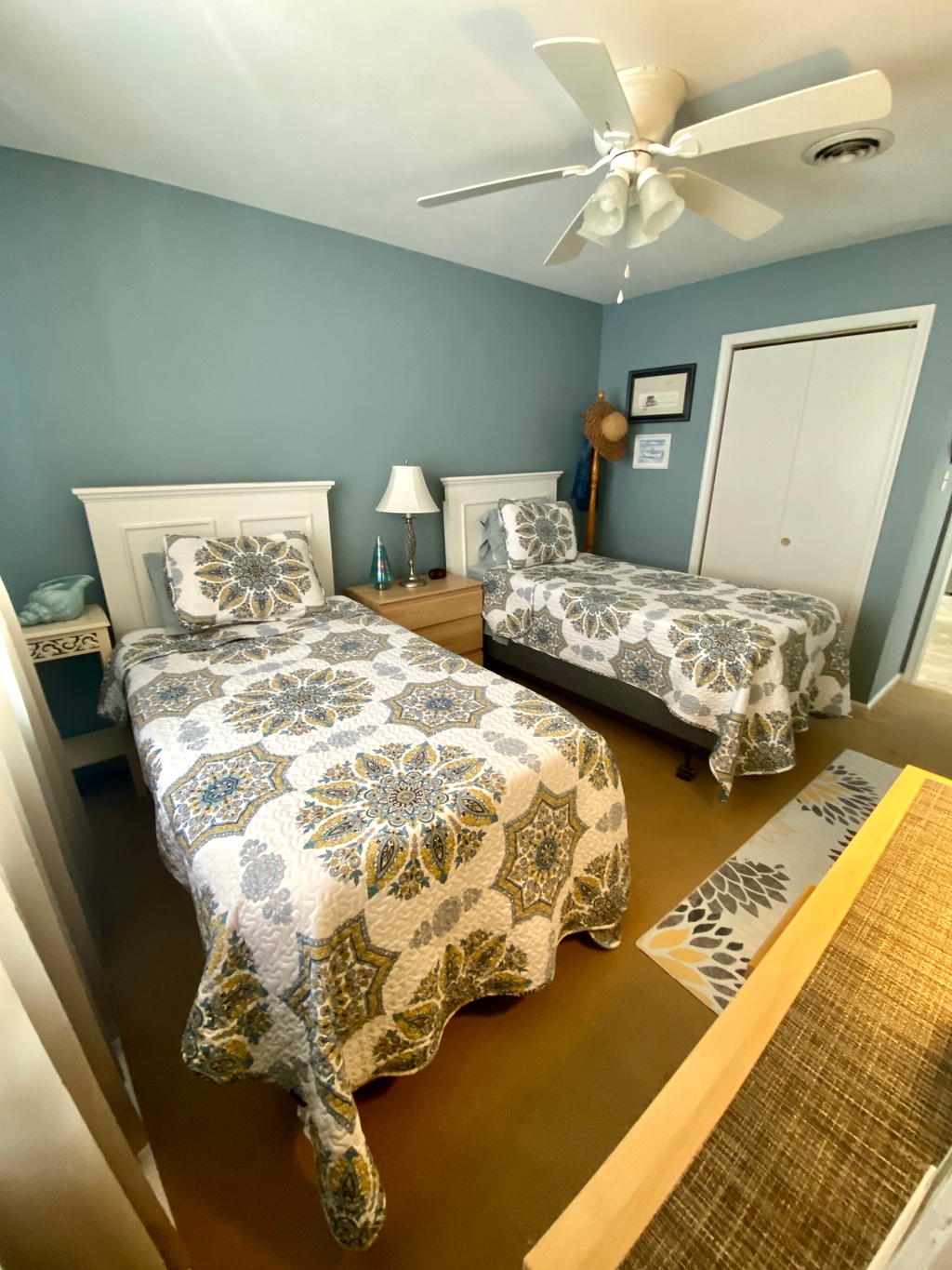2nd bedroom 