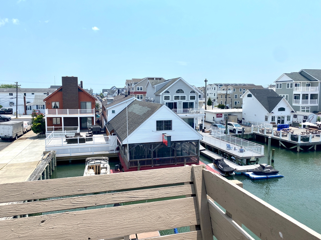 Deck view of Marie&amp;rsquo;s restaurant 