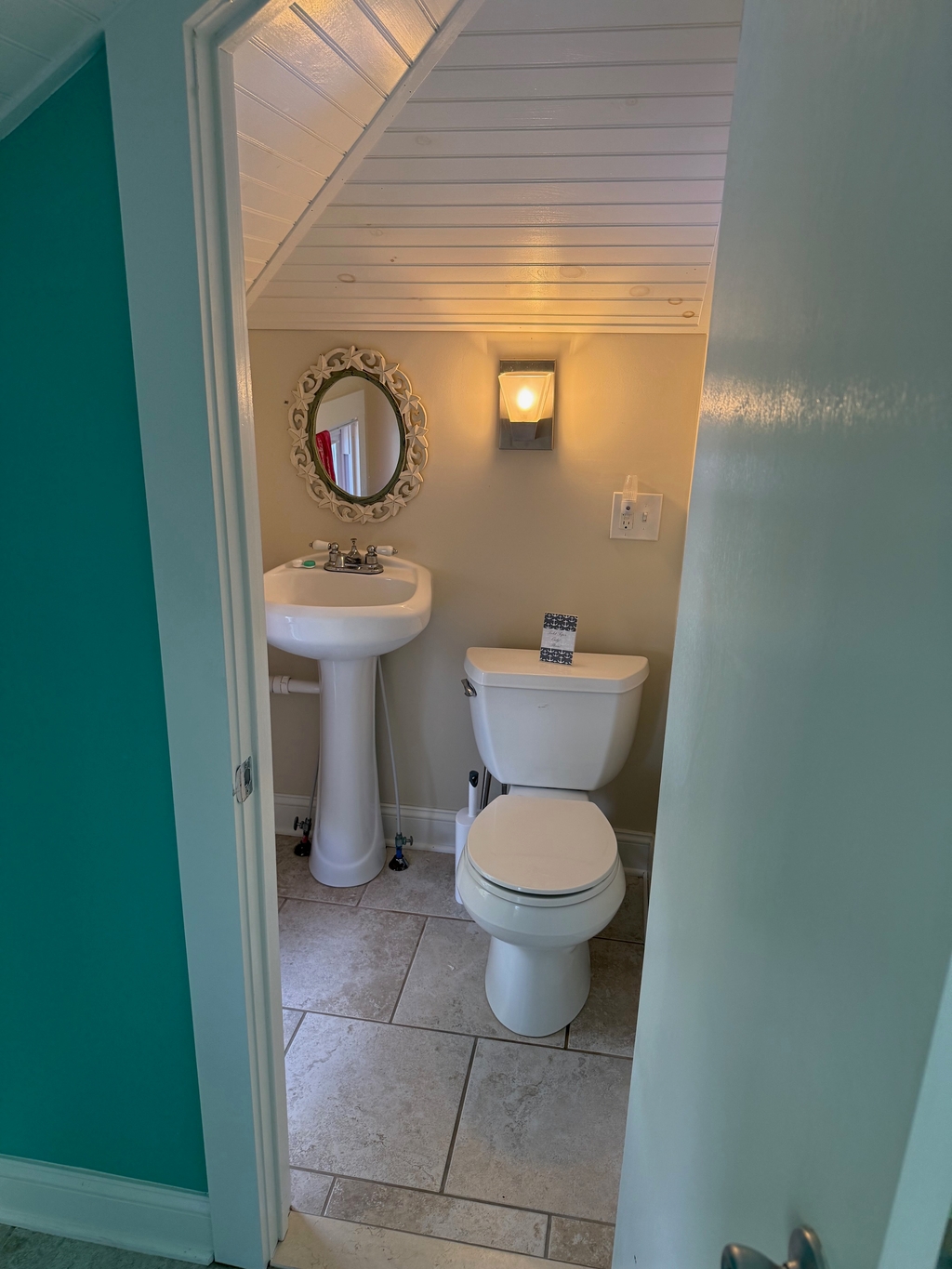 Guest House Upstairs 1/2 Bathroom