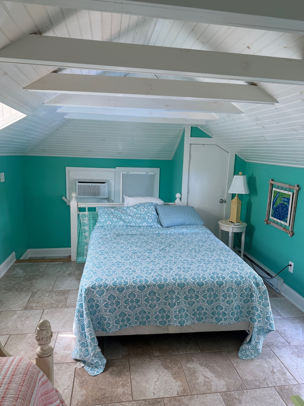 Guest House Upstairs Queen