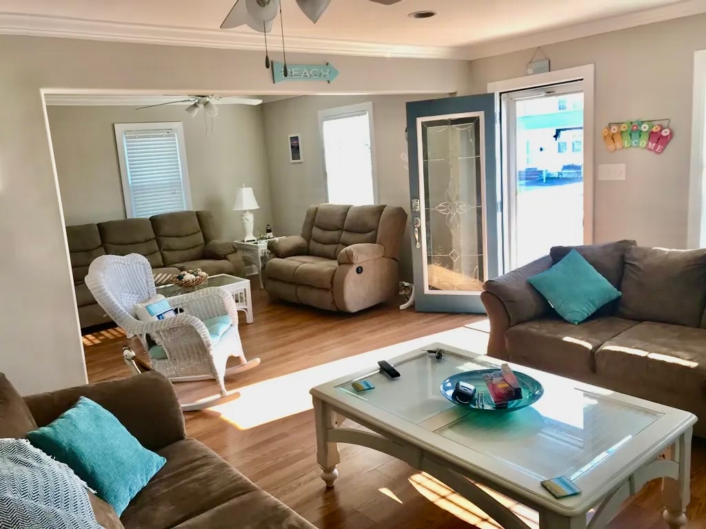 Large living room with seating for 12