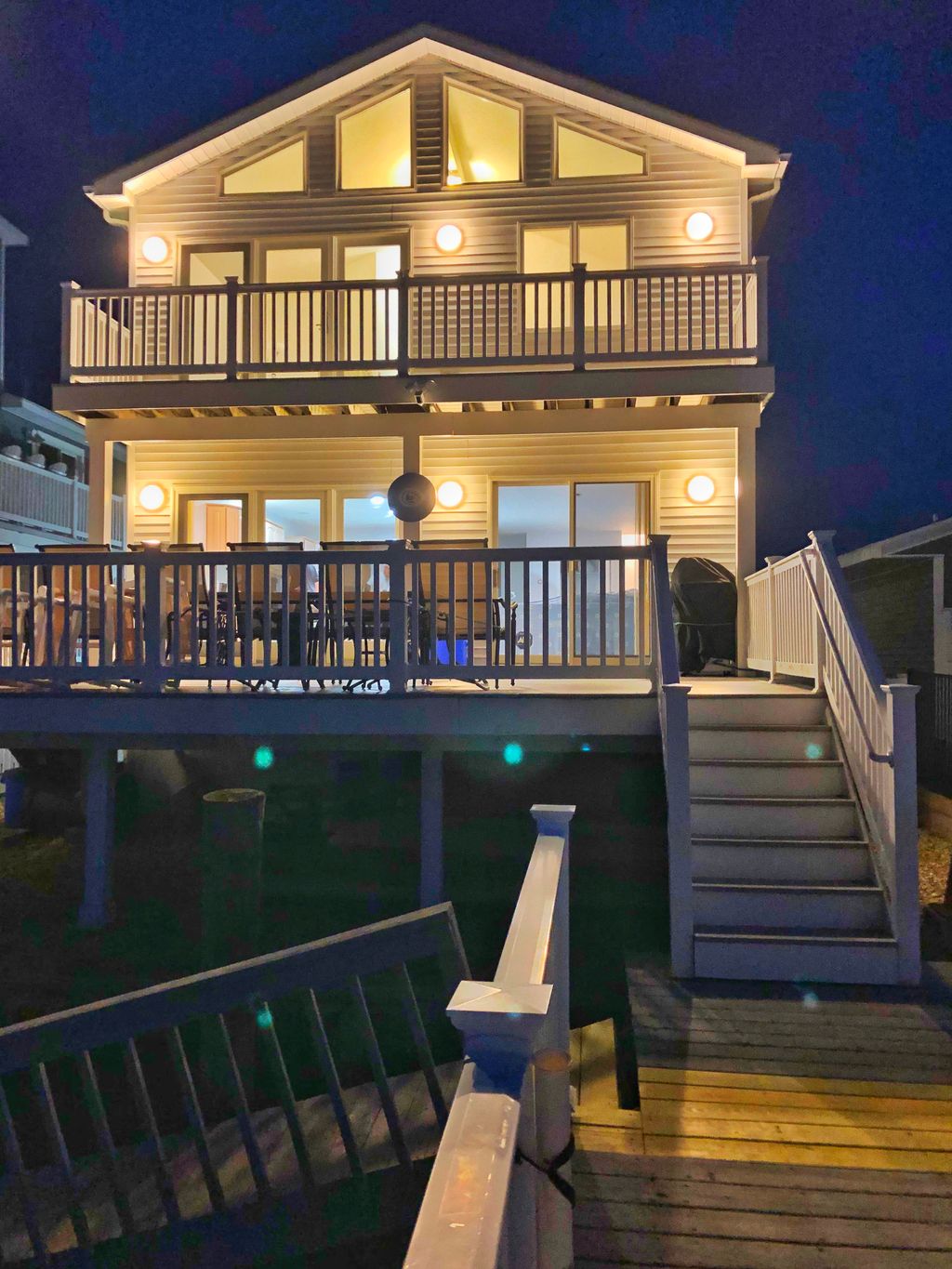 Amazing Bayfront Views with Decks, Fishing Pier and Boat Slip North