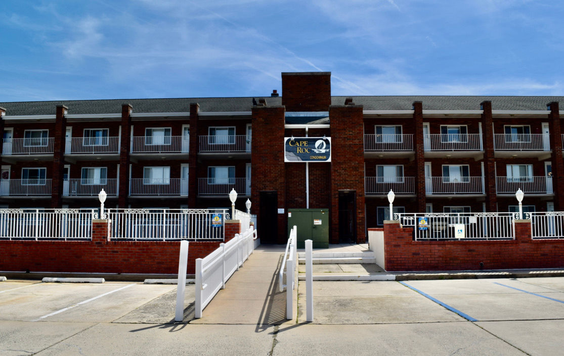 Cape Roc Condominium "Unit 312" beach block seashore condo Cape May