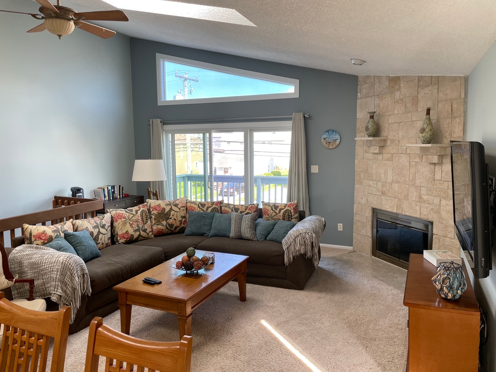 Living Area 1