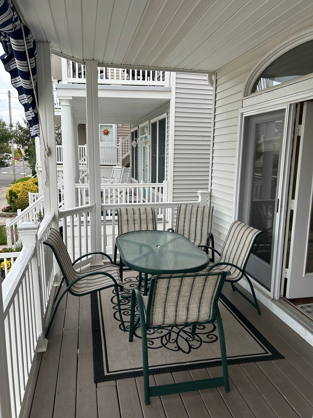 Front Deck North 