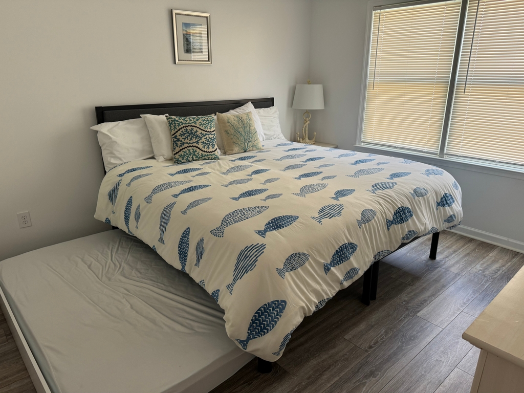 2nd Bedroom - King with trundle