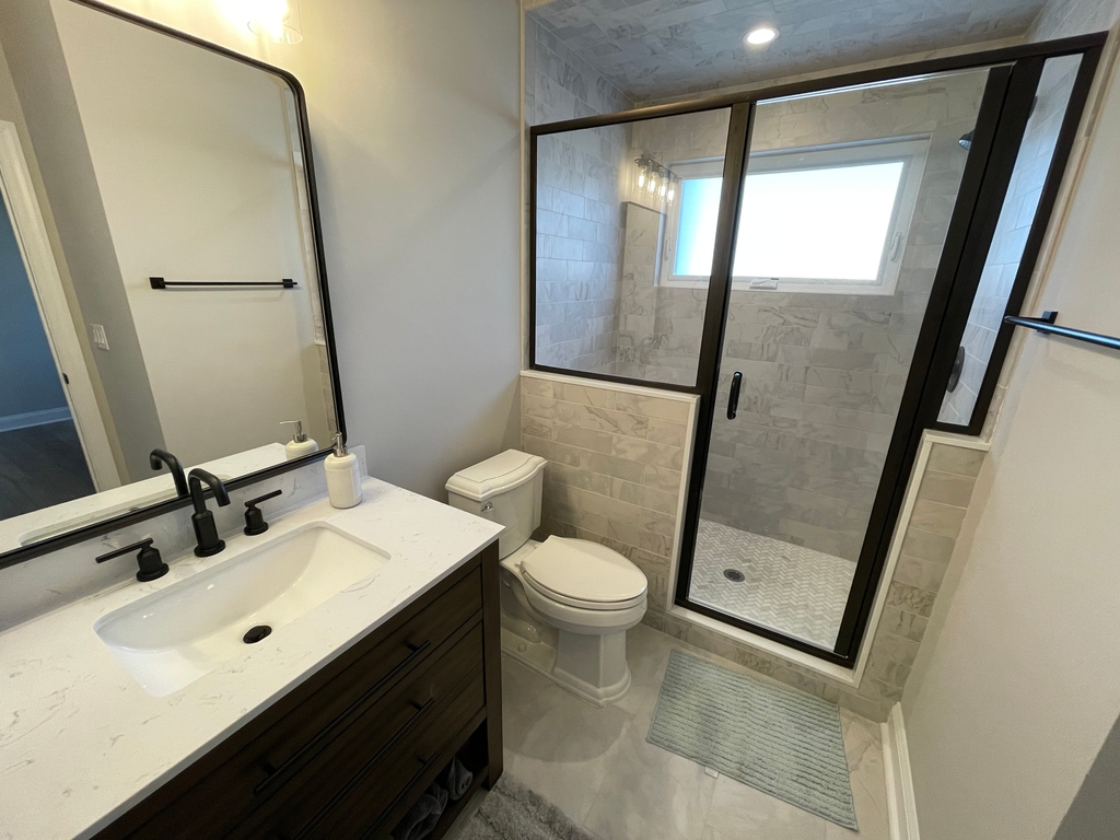 1st floor jr suite bath