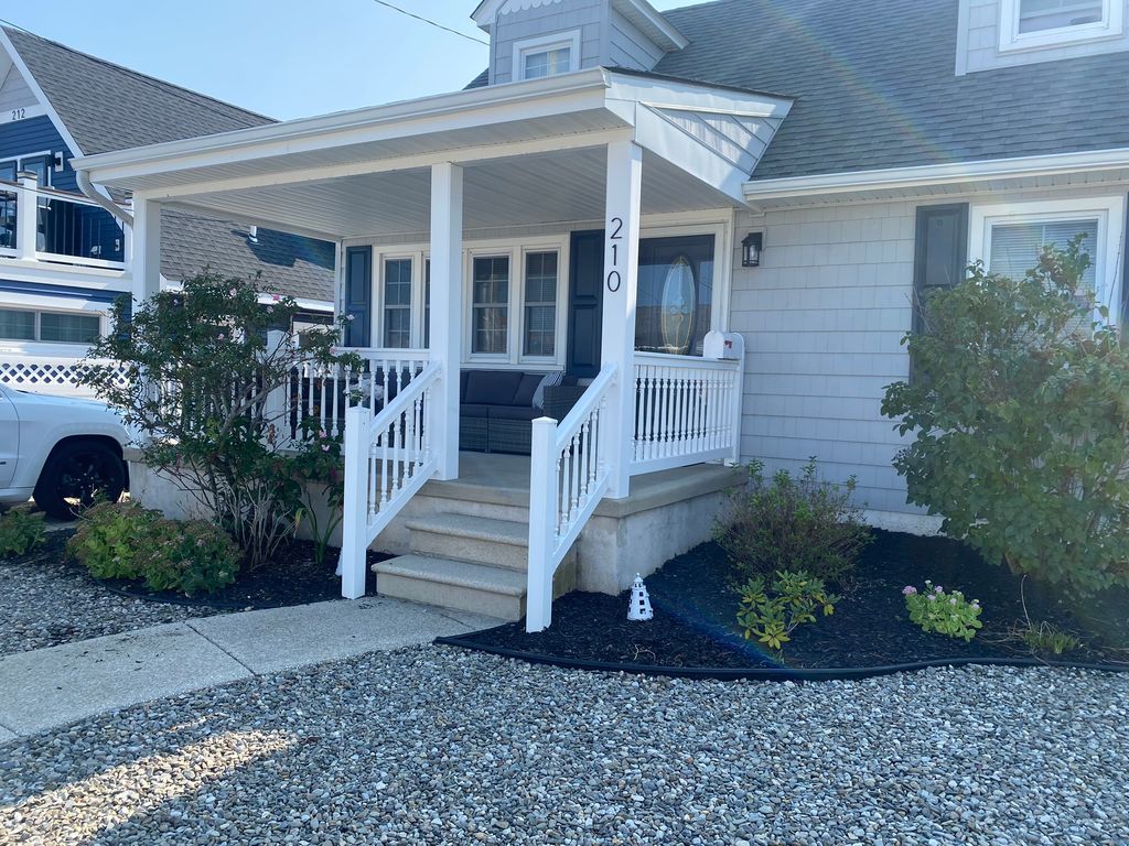 Beautiful Single Family Home Just Two Blocks From The Beach