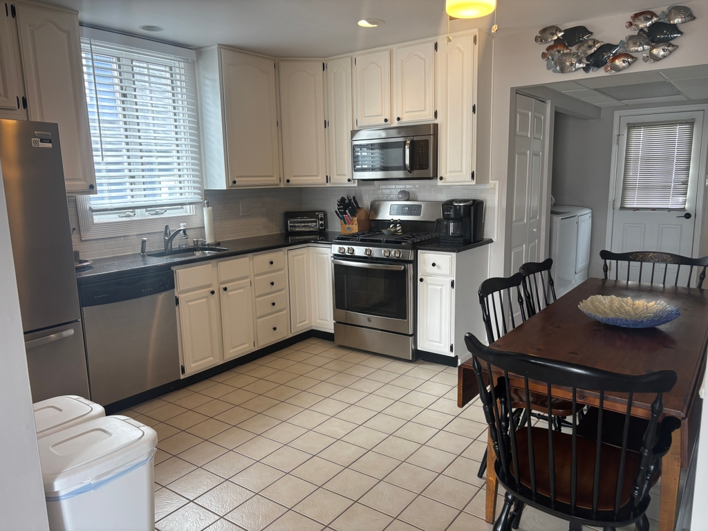 Downstairs kitchen
