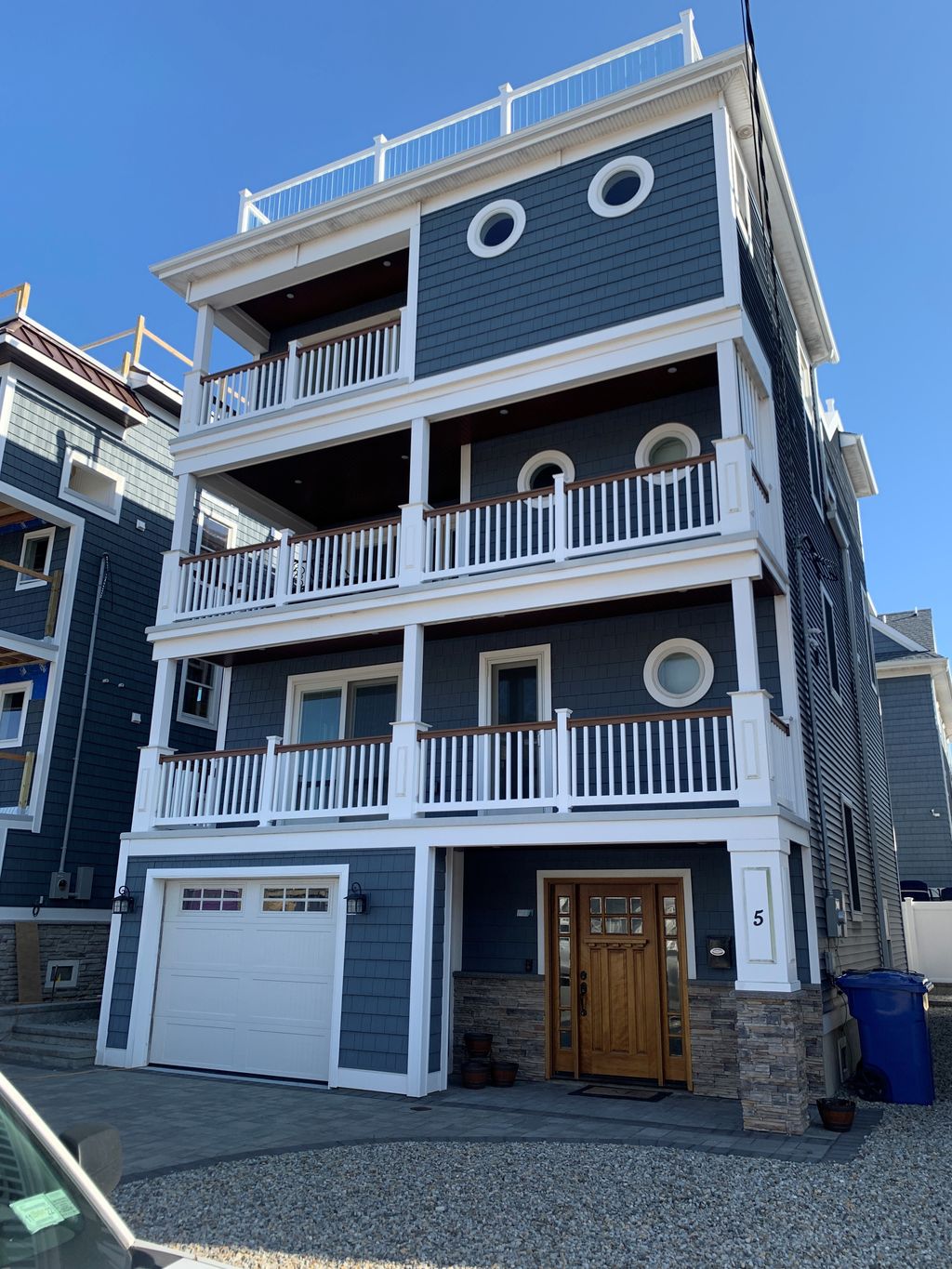Ortley Beach HousePanoramic Ocean Views from Roof Deck with Hot Tub