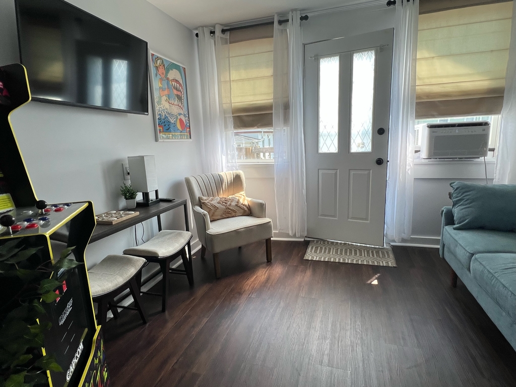 2nd Floor Living Room