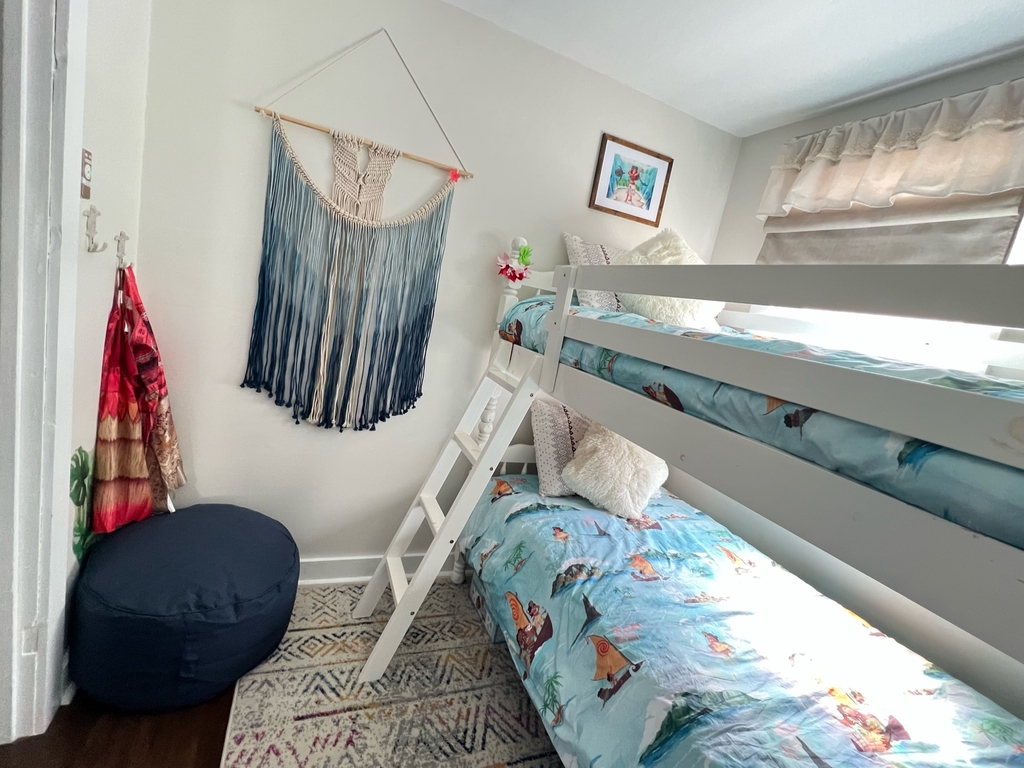 2nd Floor Bunk Room
