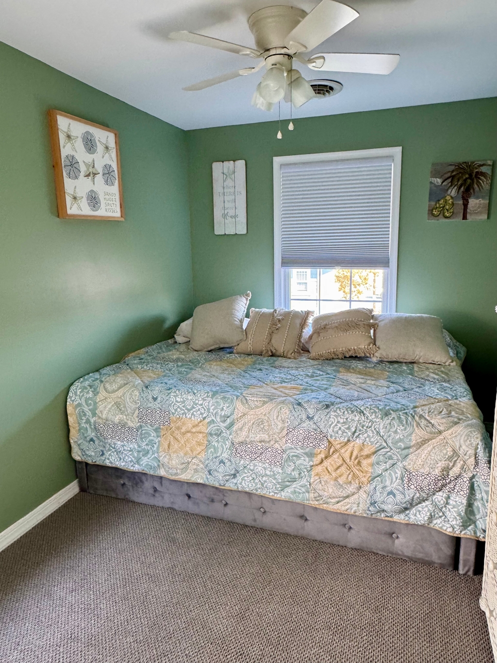 2nd Bedroom 