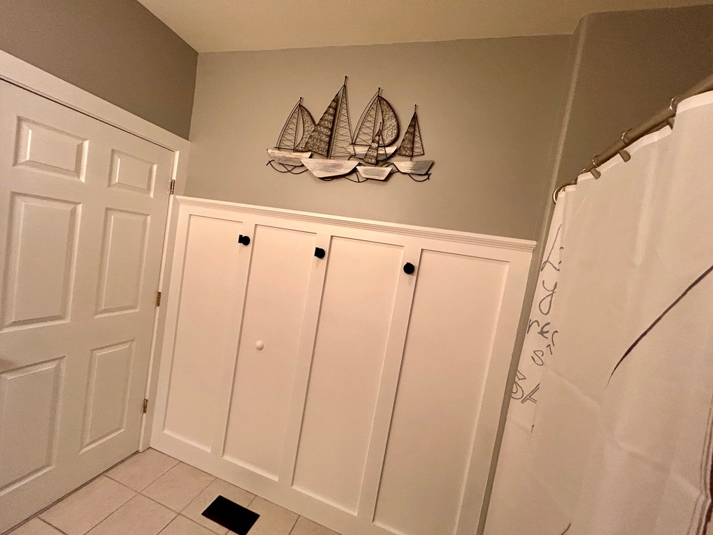 Master Bath wainscoting