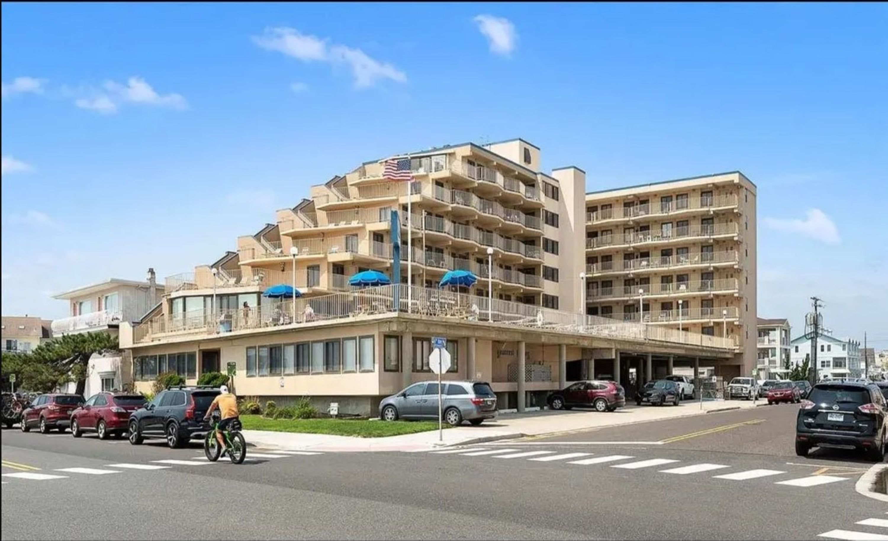 VIEWS! ENDUNIT BEACHFRONT CONDO NORTH WILDWOOD North