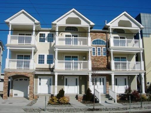 BEACH BLOCK TOWNHOUSE-NORTH WILDWOOD - North Wildwood, NJ